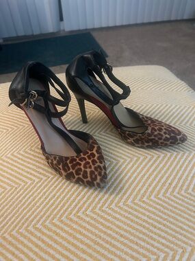 Leopard Print Pointed Toe T-Strap High Heels - Black & Brown